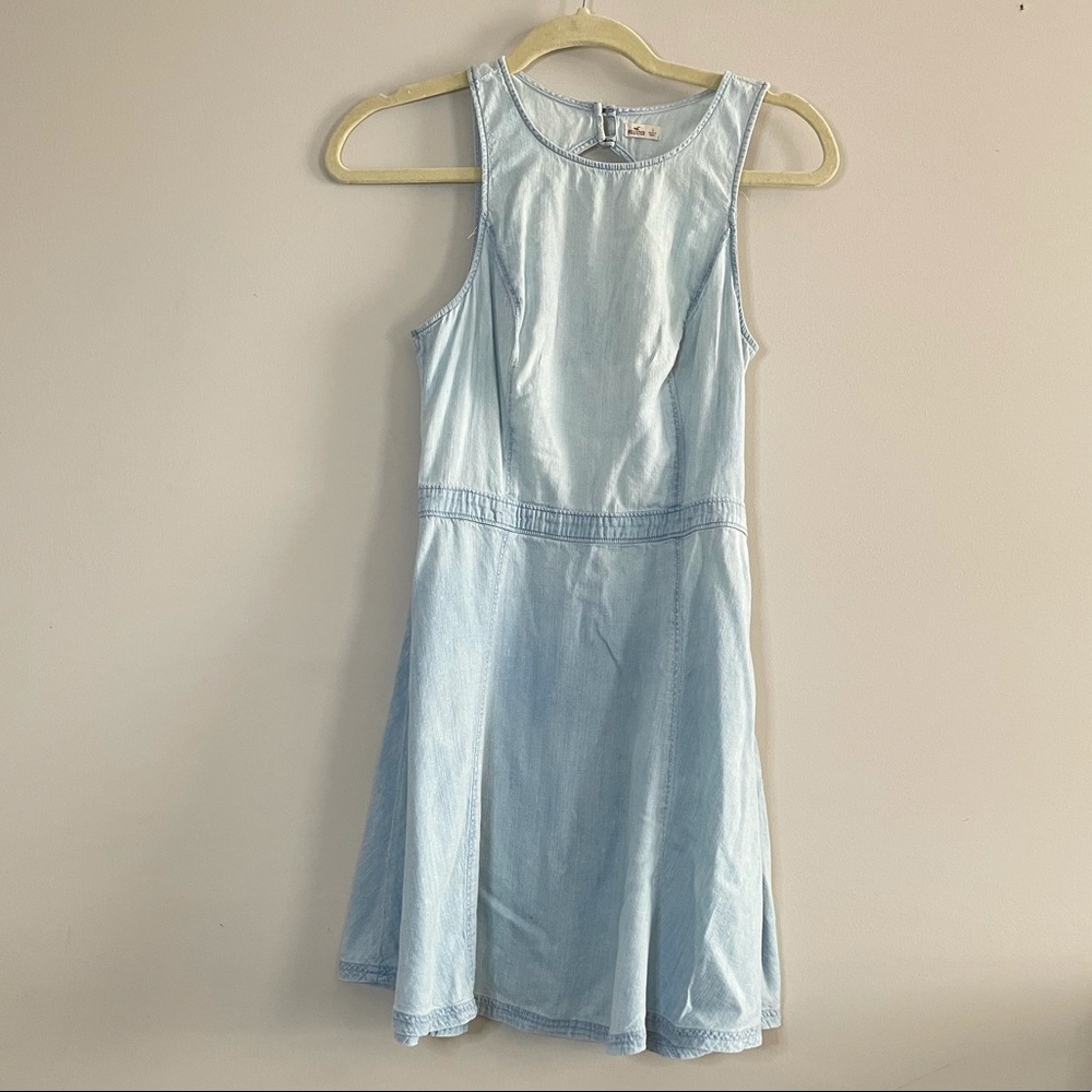 Hollister Light-Wash Sleeveless Denim Dress